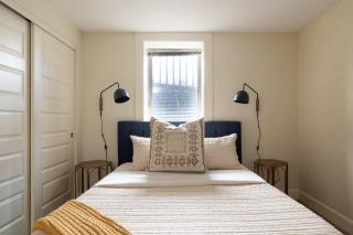 Desert Vibe 1BR in SE PDX - Local Bars & Food - 1