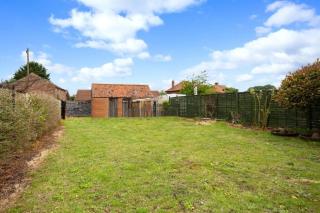 Entire three bed house in wigginton, York - 6