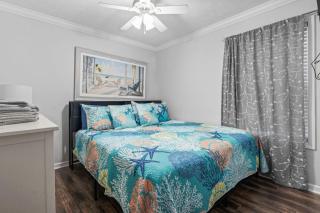 Don't Worry Beach Happy, Newly Remodeled - 7