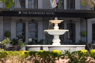 Riverfront Hotel New Orleans - 4