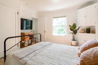 Stay Portland - 1892 Bohemian Dream Studio in Ladd's Addition - 3