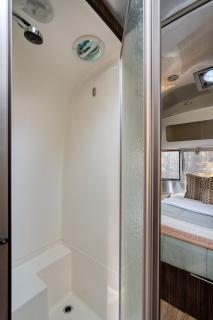 Mt Hood Log Cabin! Fresh Remodel with Airstream 2 - 2