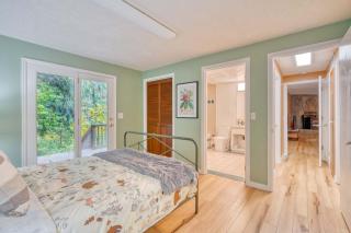 Spacious River Cabin - Hot Tub - Sleeps 8 - 1