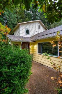 Spacious River Cabin - Hot Tub - Sleeps 8 - 3