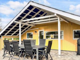 6 person holiday home in Væggerløse - 1