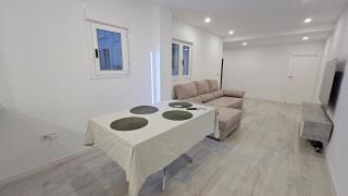 Suite Privada Bien Ubicada - 1