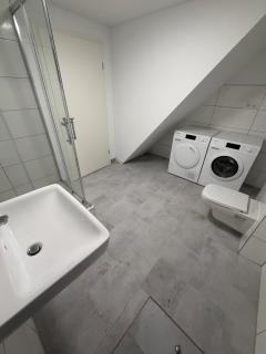 Kernsaniertes KFW Einfamilienhaus mit Garten 2025 - 3