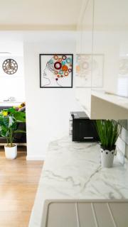 1 bedroom guesthouse including parking on premises - 5