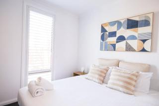 Glen’s Fitz St Getaway - Central - 7