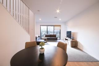 Glens Fitz St Getaway - CBD Central - 5