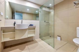 Inner City Apt Pool Free Parking - 6