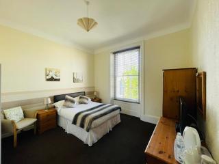 Alister Guest House - 9