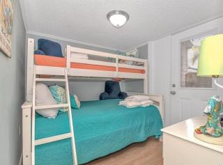 Beach Paradise, So Much To Do, Sandy Feet Retreat - 2