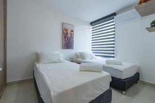 Cozy Immaculate Escape with Prime Luxury Location - 9