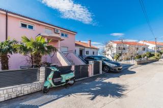Apartments with WiFi Crikvenica - 16451 - 0