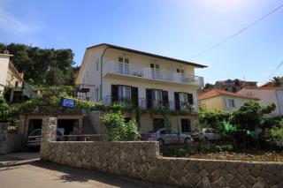 Apartments by the sea Jelsa, Hvar - 196 - 9