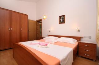 Apartments by the sea Jelsa, Hvar - 196 - 7