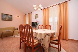 Apartments by the sea Jelsa, Hvar - 196 - 6