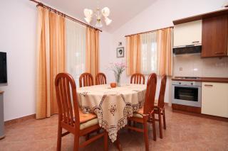 Apartments by the sea Jelsa, Hvar - 196 - 5