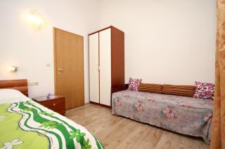 Apartments by the sea Jelsa, Hvar - 196 - 3