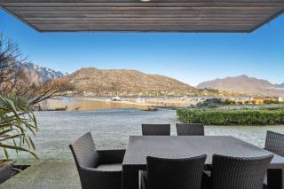 Marina Views Lakeside Stay in Queenstown - 7