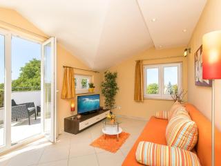 Apartments with parking space Porec - 6923 - 4