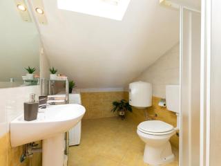 Apartments with parking space Porec - 6923 - 2