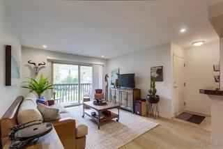 Cozy 2-bedroom in Central SD - 2