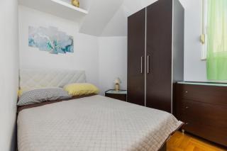 Apartments with parking space Zavode, Omis - 12075 - 2