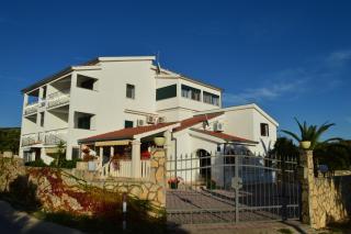 Family-friendly apartments with swimming pool Cove Ljubljeva, Trogir - 14314 - 0
