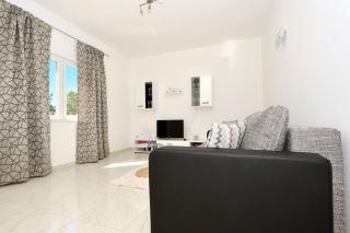 Seaside holiday house Vinisce, Trogir - 16488 - 9