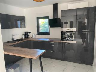 Apartments by the sea Srima - Vodice, Vodice - 24956 - 1