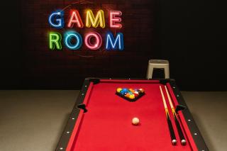 Heated Pool, Gameroom, Mini Golf, Near Beach & Img - 2