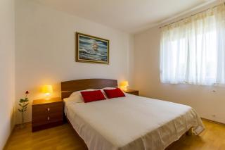 Apartments with parking space Valbandon, Fazana - 16261 - Valbandon - 1