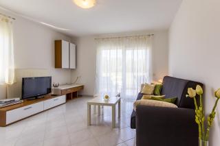Apartments with parking space Valbandon, Fazana - 16261 - Valbandon - 2