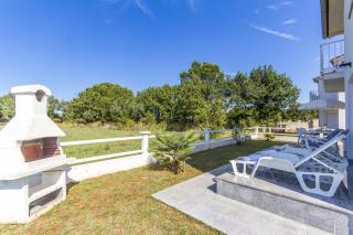 Apartments with parking space Valbandon, Fazana - 16261 - Valbandon - 3