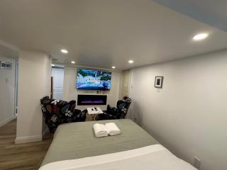 Pvt Studio Near Waterloo Airport & Minutes to Downtown - 0