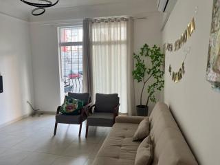 Apartamento de dois quartos em frente a sorveteria Cairu - 6