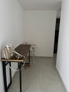 Apartamento de dois quartos em frente a sorveteria Cairu - 5