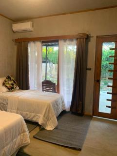 The Grove Bed and Breakfast - 3