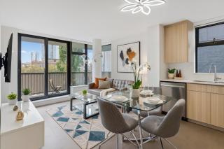 Cozy 2BR Retreat Steps to Waterfront Station - 4