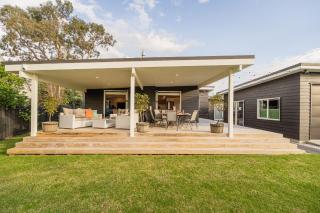 White Sands - Cooks Beach - 0