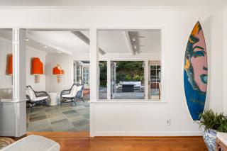 Coastal Elegance by the Shore - 4