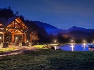 LX28: Gold Beach Oceanfront Estate - 3