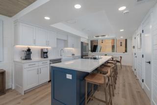 1673 Park Avenue condo - 9