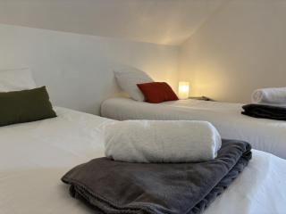 Corps de ferme rénové avec vue et Wifi à Marcillat - FR-1-489-369 - 2