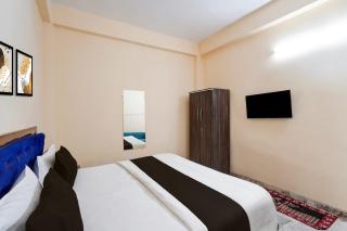 Hotel O ONMT Inter College Kanpur Formerly Mangalam Palace - 9