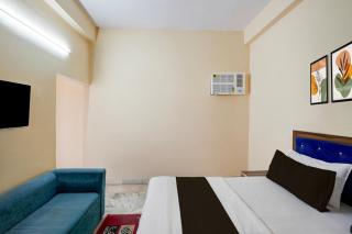 Hotel O ONMT Inter College Kanpur Formerly Mangalam Palace - 1