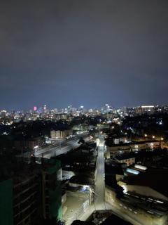 Modern 1-Bedroom Apartment in Parklands with City View - 5