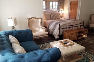 Your Montford Nest A Private Couples Retreat - 7